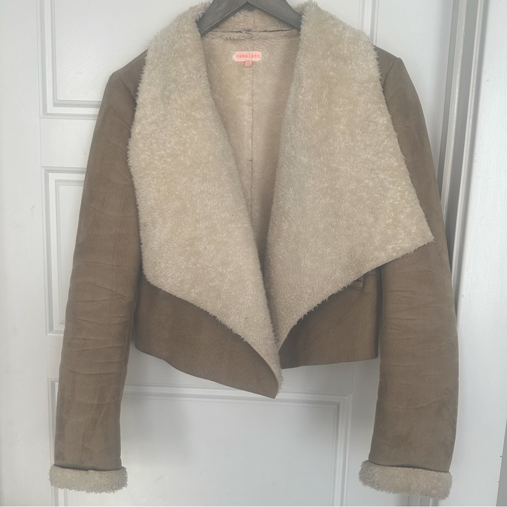 Cropped beige faux suede and shearling jacket - Picture 1 of 3